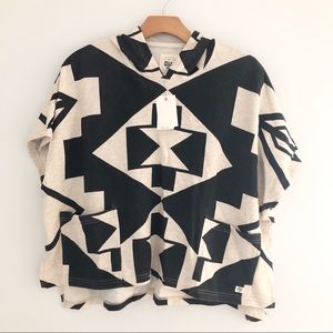 BILLABONG Girls Aztec Print Hooded Poncho- Medium